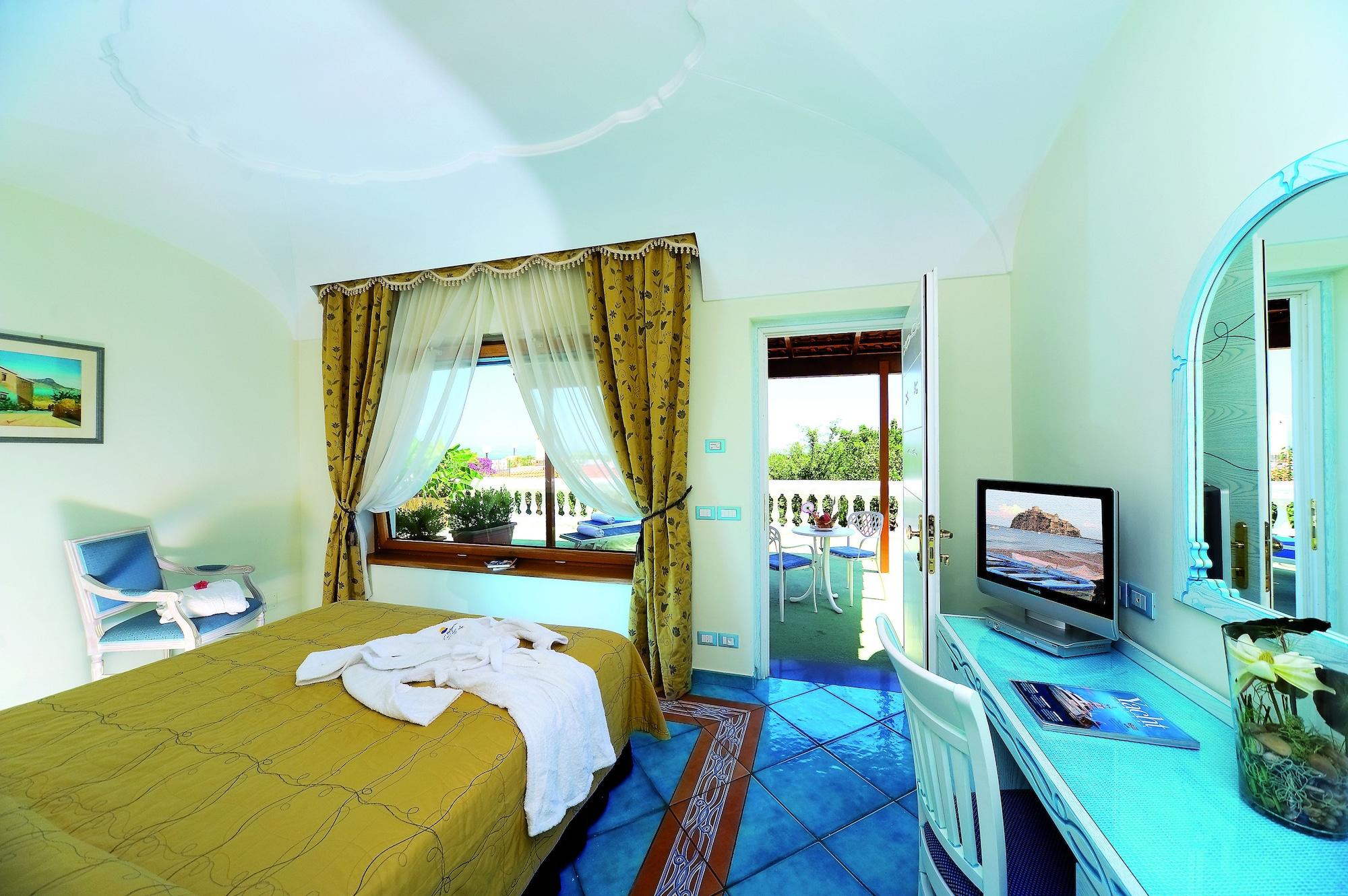 Hotel Bellevue Benessere & Relax อีสเกีย ภายนอก รูปภาพ